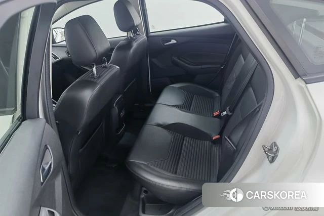 Ford Fox 2018 Белый из Китая