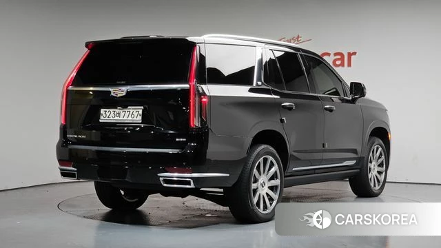 Cadillac Escalade 5th Generation 2022 Черный из Кореи