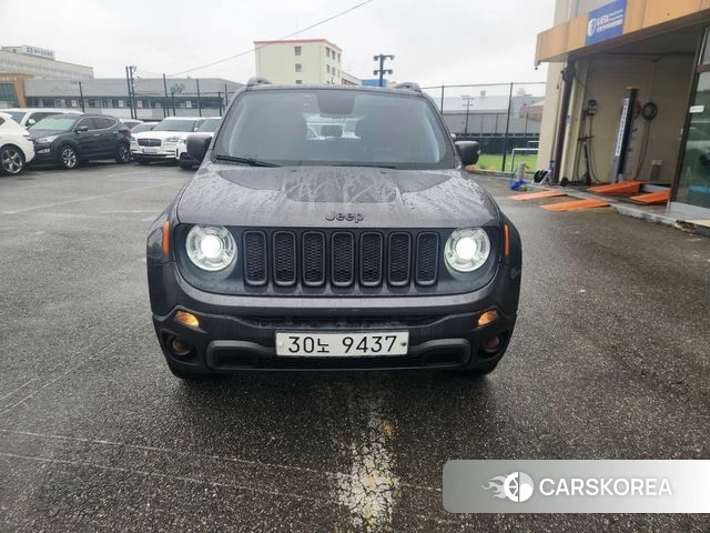 Jeep Renegade 2018 Серый из Кореи