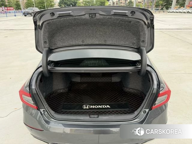 Honda Accord 2022 Темно-серый из Китая