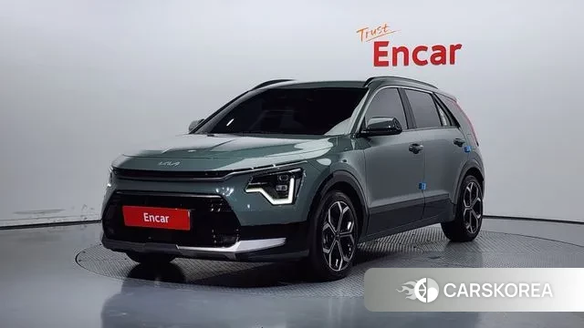 Kia Di Ol Nu Niro 2023 Темно-зеленый из Кореи