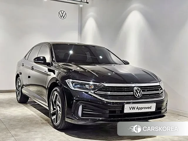 Volkswagen 7th Generation of Jetta 2023 Черный из Кореи