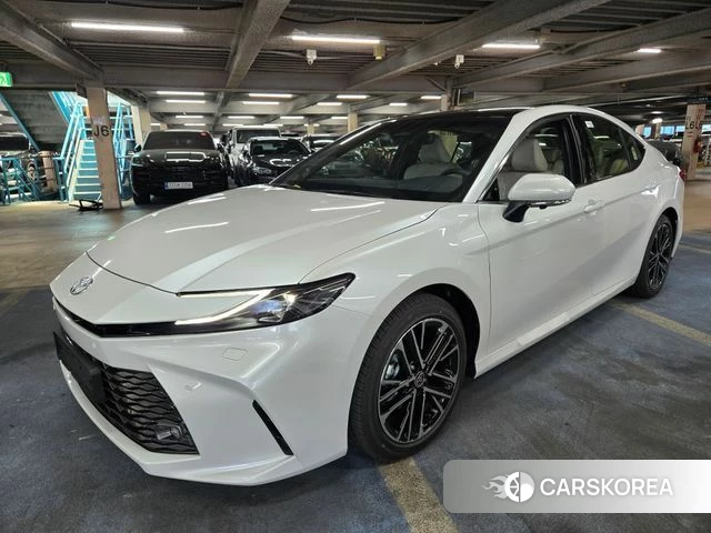 Toyota Camry (XV80) 2026 Белый из Кореи