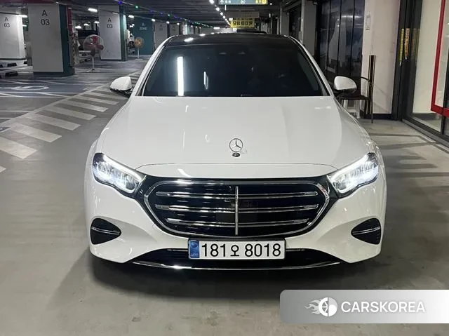 Mercedes-Benz E-Class W214 2024 Белый из Кореи