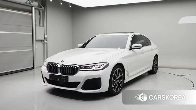 BMW 5 Series (G30) 2021 Белый из Кореи