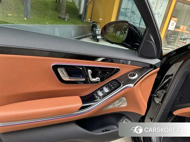 Mercedes-Benz S-class 2022 Черный из Китая