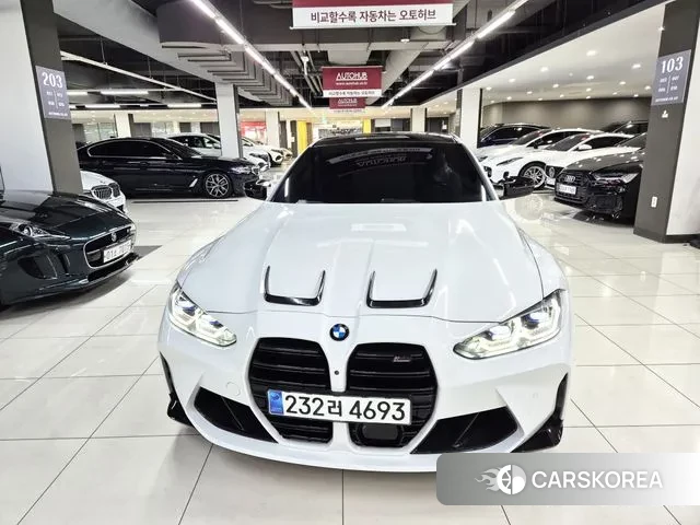 BMW M4 (G82) 2023 Белый из Кореи