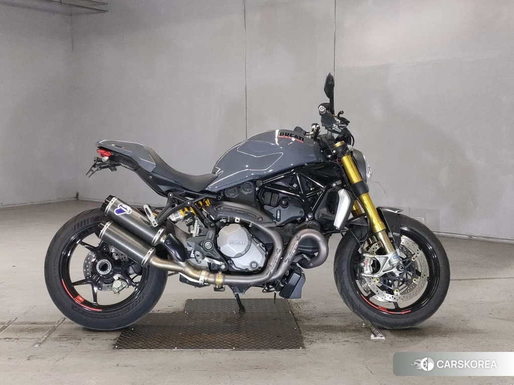 Проданный Ducati MONSTER 1200 S 2017 из Японии, фото 2