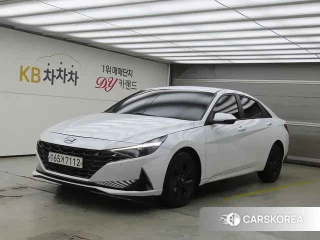 Hyundai Avante Hybrid (CN7) 2022 Белый из Кореи