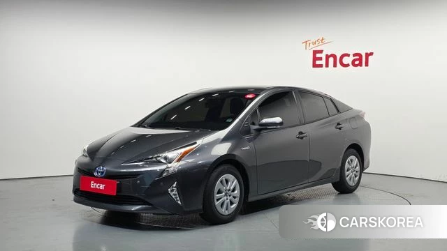 Toyota Prius 4th Generation 2018 Серый из Кореи
