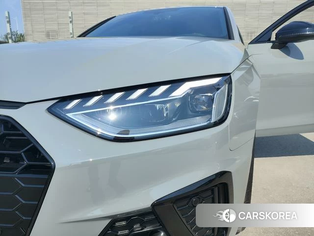 Audi A4L 2026 Темно-серый из Китая