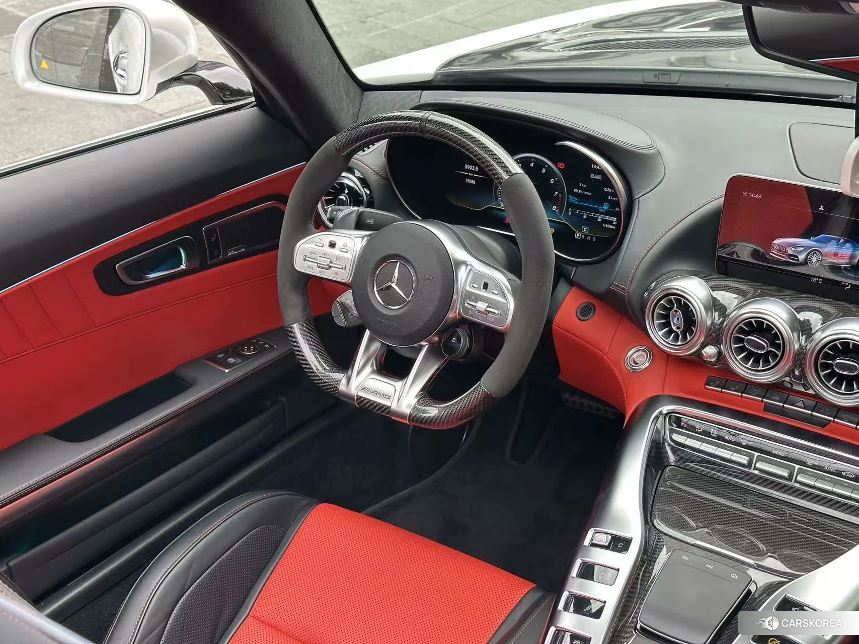 Mercedes-Benz AMG GT 2019 Белый из Китая