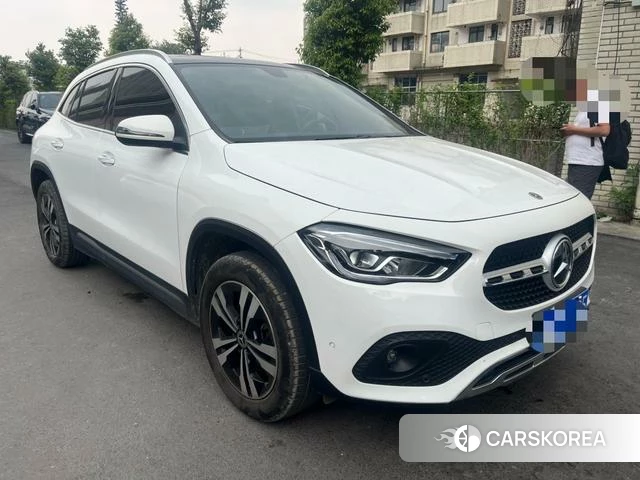 Mercedes-Benz GLA 2021 Белый из Китая