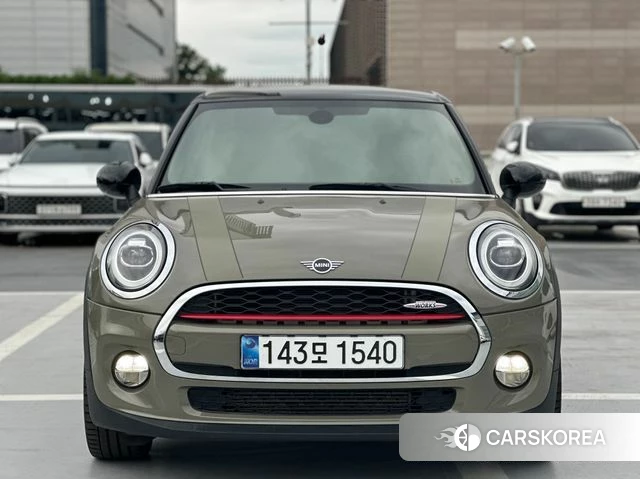 Mini Cooper D 2019 Песочный из Кореи