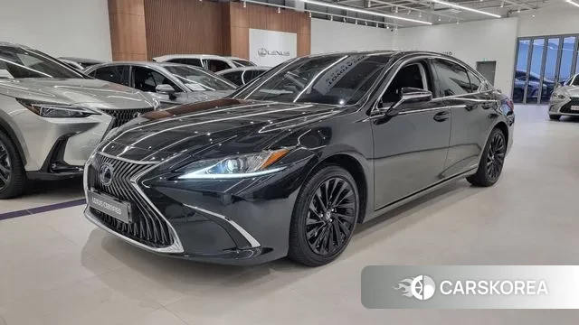 Lexus ES300h 7th generation 2021 Черный из Кореи