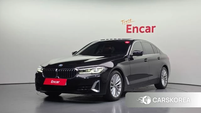 BMW 5 Series (G30) 2022 Черный из Кореи
