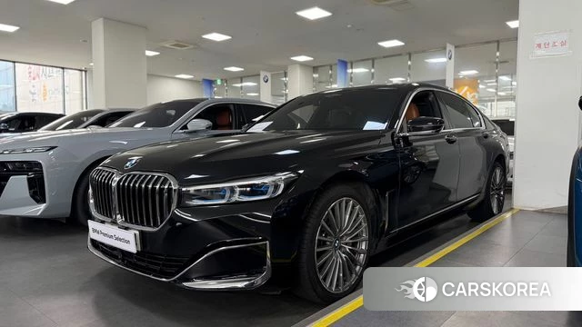 BMW 7 Series (G11) 2022 Черный из Кореи