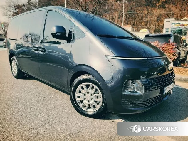 Hyundai Staria 2023 Серый из Кореи