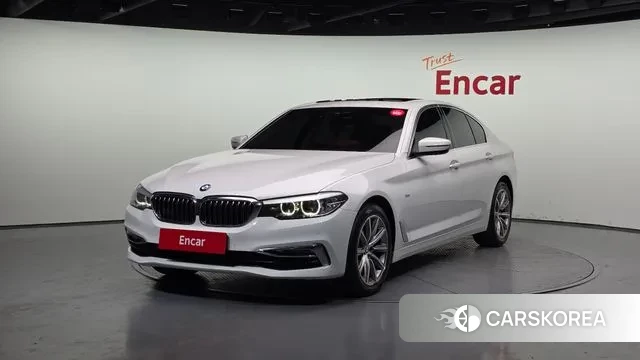 BMW 5 Series (G30) 2018 Белый из Кореи