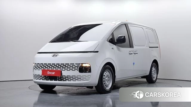 Hyundai Staria 2023 Белый из Кореи