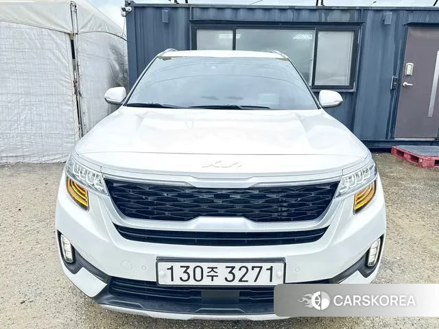 Kia Seltos 2021 Белый из Кореи