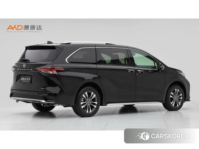 Toyota Grevia 2025 Зеленый из Китая