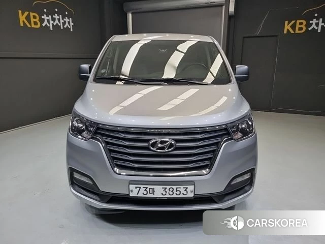 Hyundai The New Grand Starex 2019 Серебристо-серый из Кореи