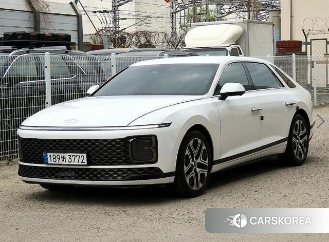 Hyundai Grandeur Hybrid (GN7) 2023 Белый из Кореи