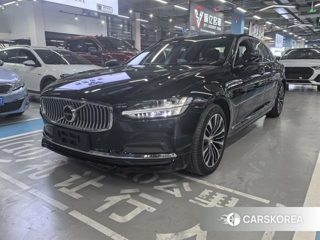Volvo S90 2025 Черный из Китая