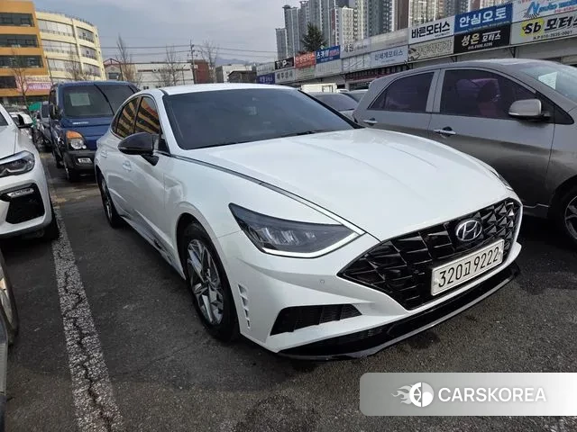 Hyundai Sonata (DN8) 2022 Белый из Кореи