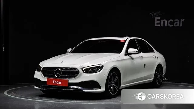 Mercedes-Benz E-Class W213 2020 Белый из Кореи