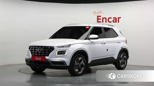 Hyundai Venue 2023 Белый из Кореи