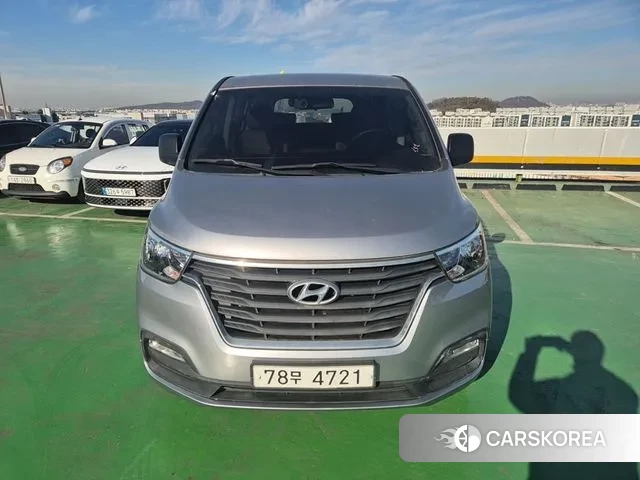 Hyundai The New Grand Starex 2019 Серебряный из Кореи
