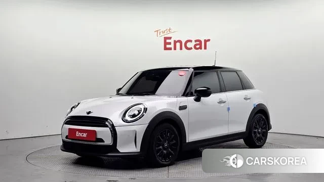 Mini Cooper 2024 Белый из Кореи
