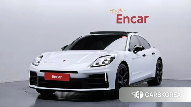 Porsche Panamera (976) 2024 Белый из Кореи