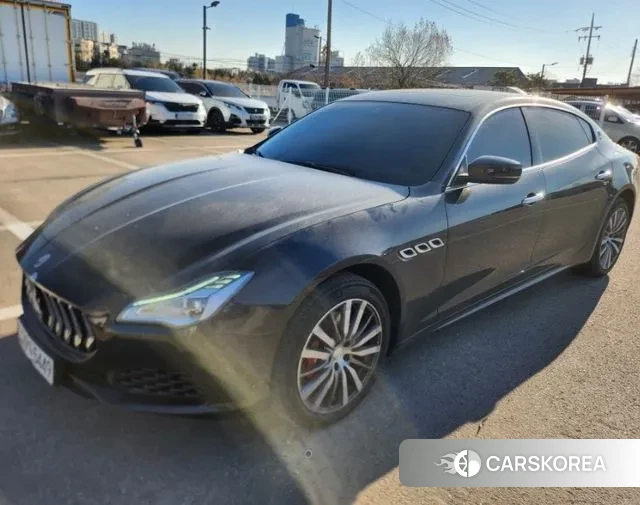 Maserati Quattroporte 2021 Черный из Кореи