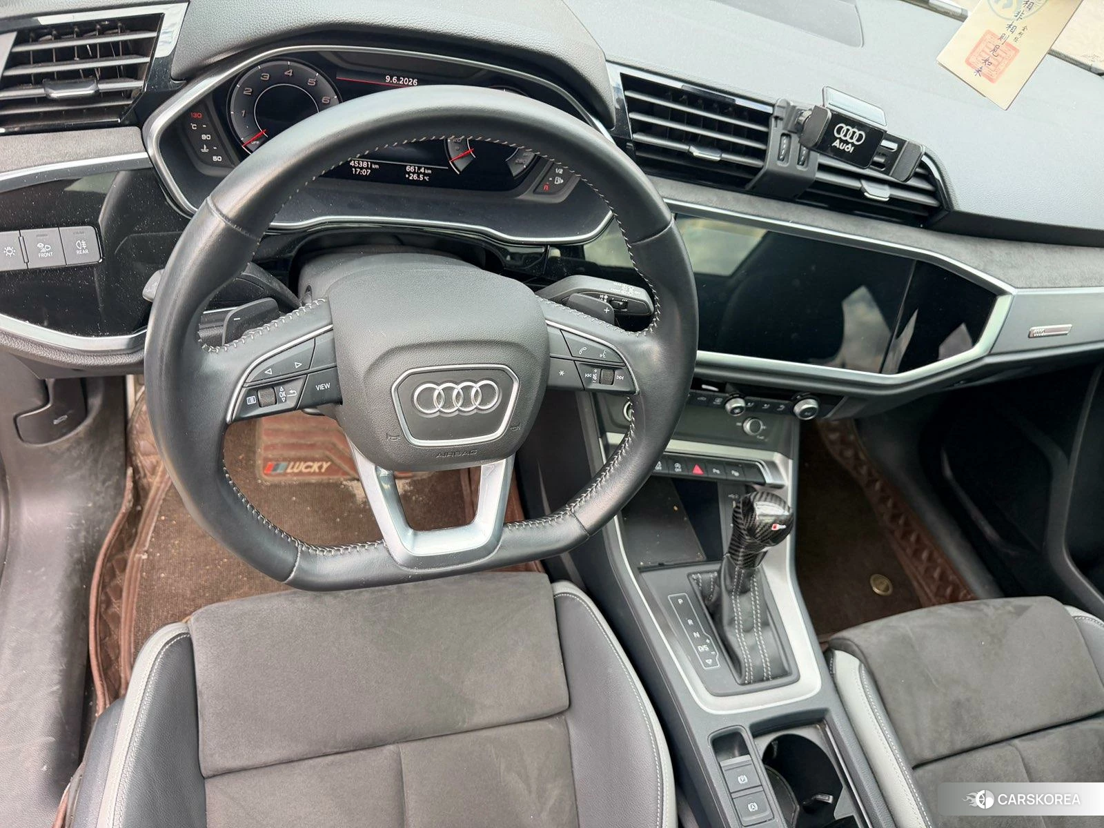 Audi Q3 2020 Белый из Китая