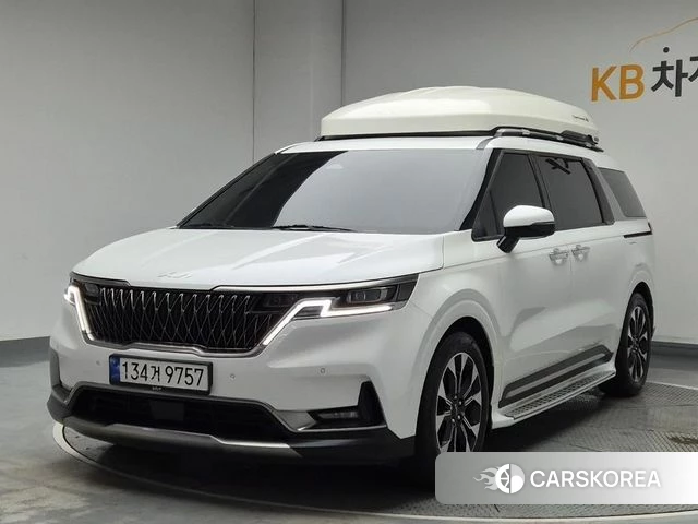 Kia Carnival 4th generation 2023 Белый из Кореи