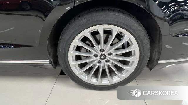 Audi A8 2021 Черный из Китая