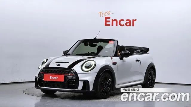 Mini Cooper S Convertible 2023 Белый из Кореи