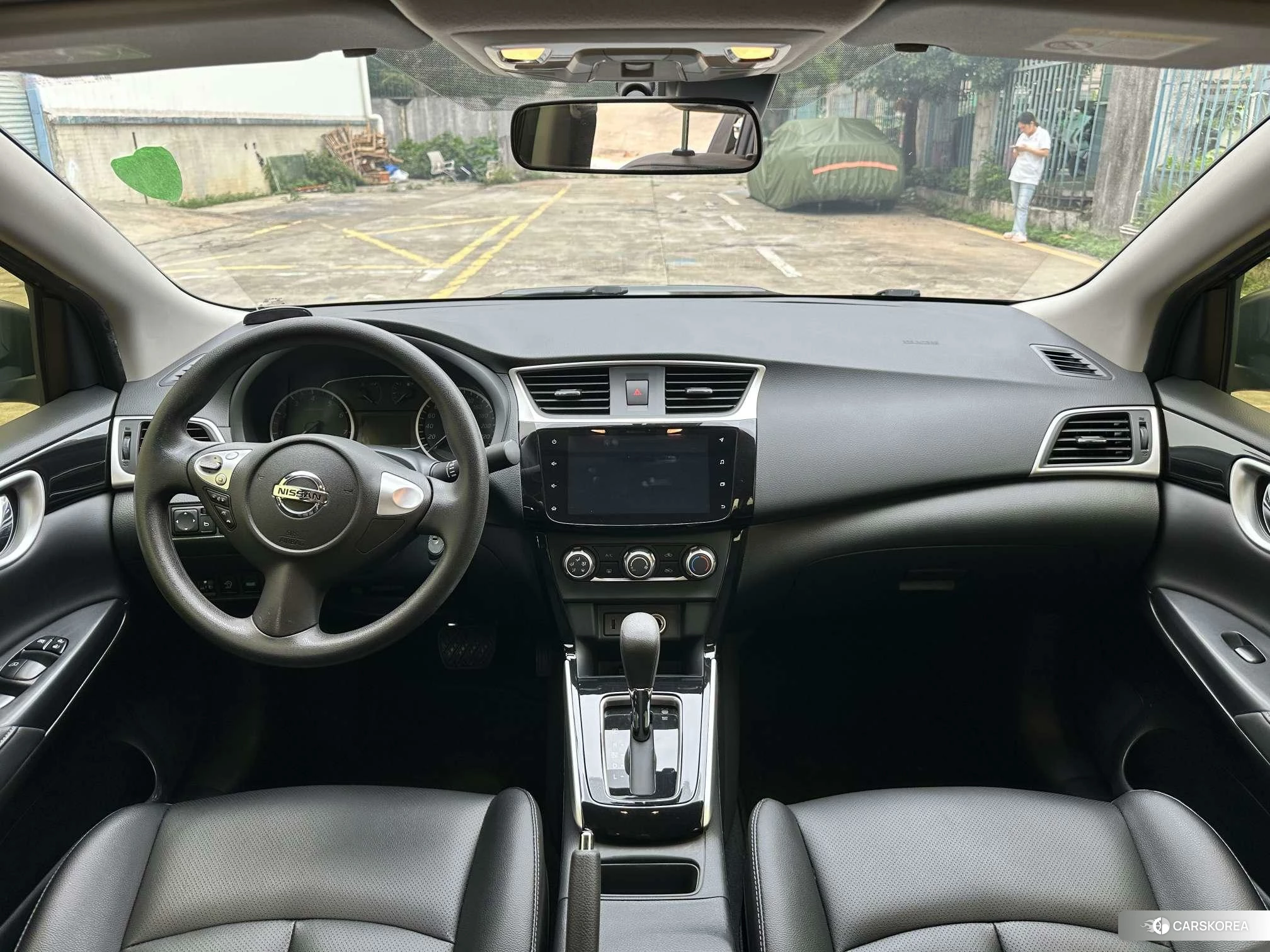 Nissan Xuan Yi 2025 Черный из Китая