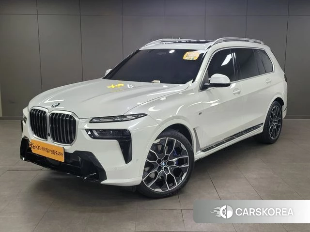 BMW X7 (G07) 2025 Белый из Кореи