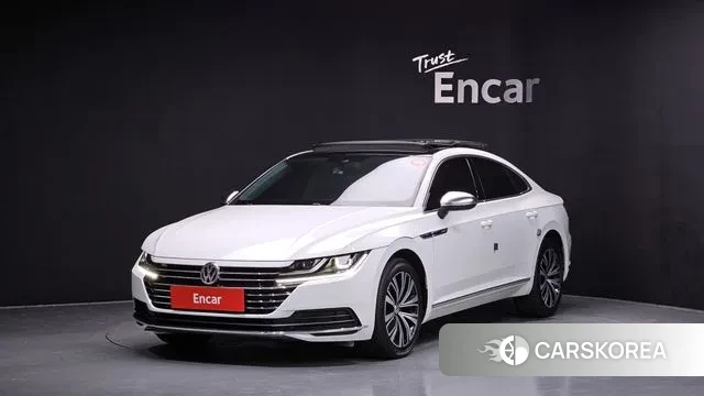Volkswagen Arteon 2019 Белый из Кореи