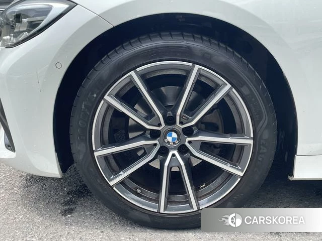 BMW 3 series 2021 Белый из Китая
