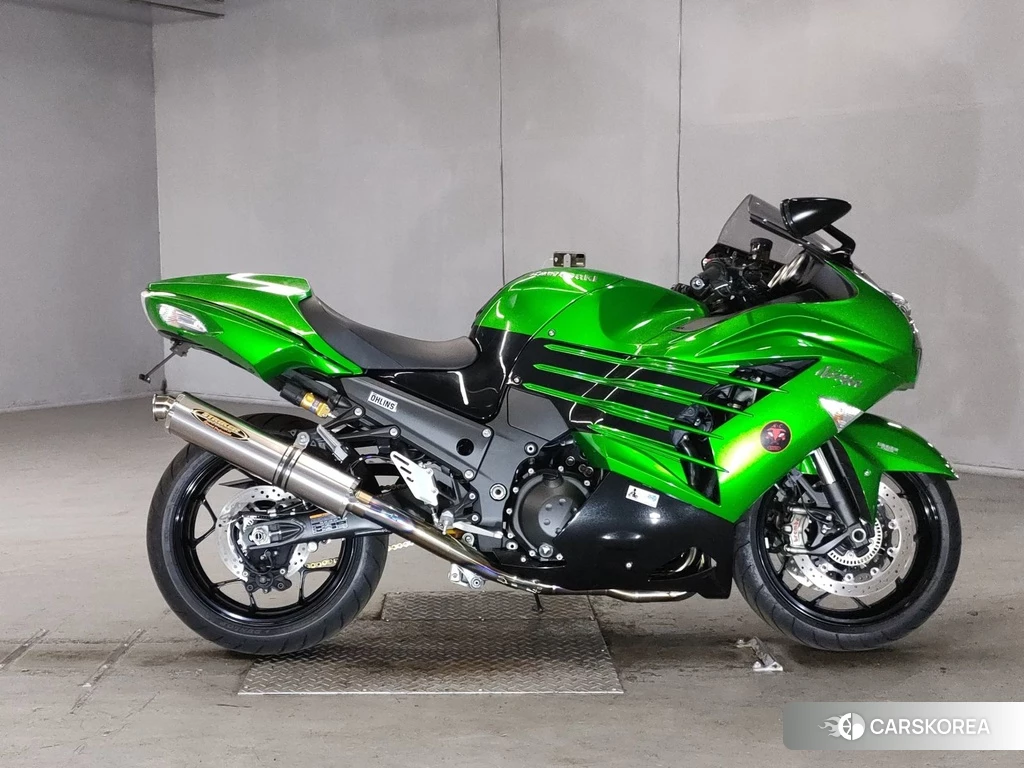 Проданный Kawasaki ZX-14R NINJA 2017 из Японии, фото 2