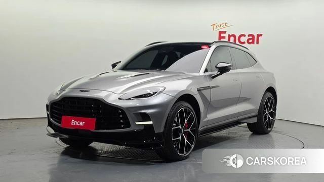 Aston Martin DBX 2025 Серебристо-серый из Кореи