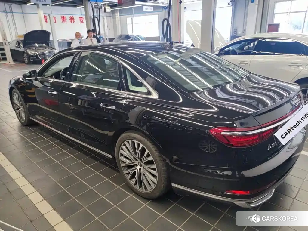 Audi A8 2020 Черный из Китая