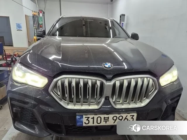 BMW X6 (G06) 2023 Черный из Кореи