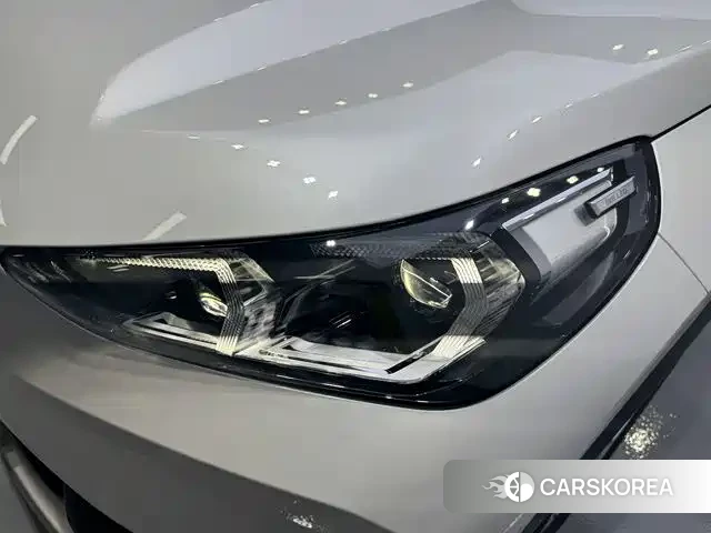 BMW iX1 2026 Белый из Китая