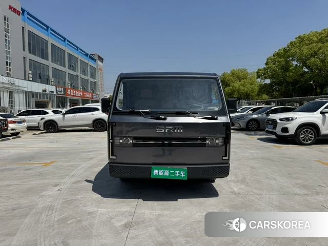Xinyuan Automobile Xinyuan E3L 2024 Черный из Китая